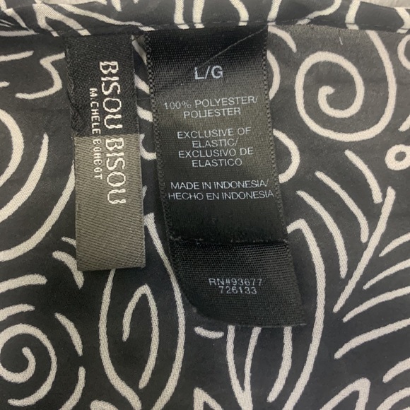 Bisou Bisou Sheer Black Floral Print V-Neck Peplum Top Size Large - Picture 11 of 13